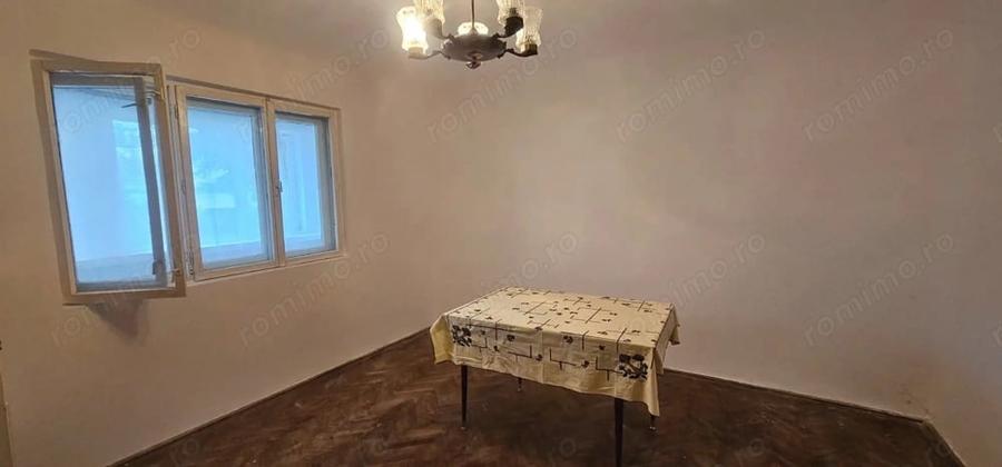 Casă cu Teren 553 Mp în Central