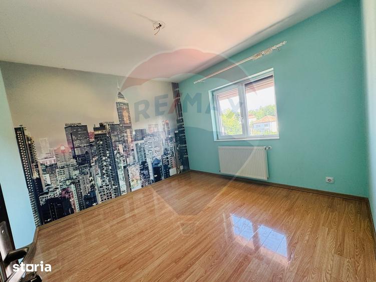 Casa / Vila cu 11 camere de vanzare Bulevardul Gheorghe Chi?u, Craiov - 12
