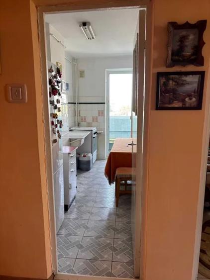 Apartament 2 camere decomandat, Micro 19, izolat, liber - 3