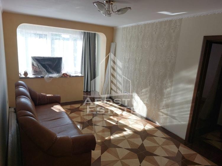 Apartament cu 2 camere semidecomandat, mobilat în Șagului
