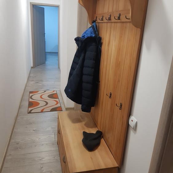 Apartament cu 2 camere decomandat în Berceni