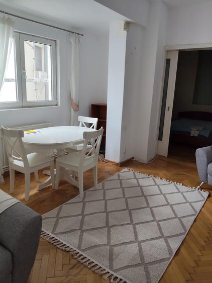 Apartament cu 2 camere semidecomandat în Kogălniceanu