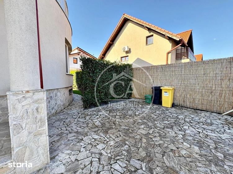 Casă cu 5 camere cu Teren 250 Mp în Orașul Nou