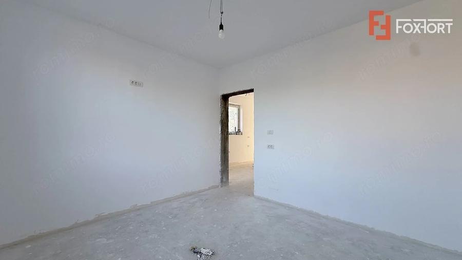 Casă cu 3 camere cu Teren 250 Mp în Albina