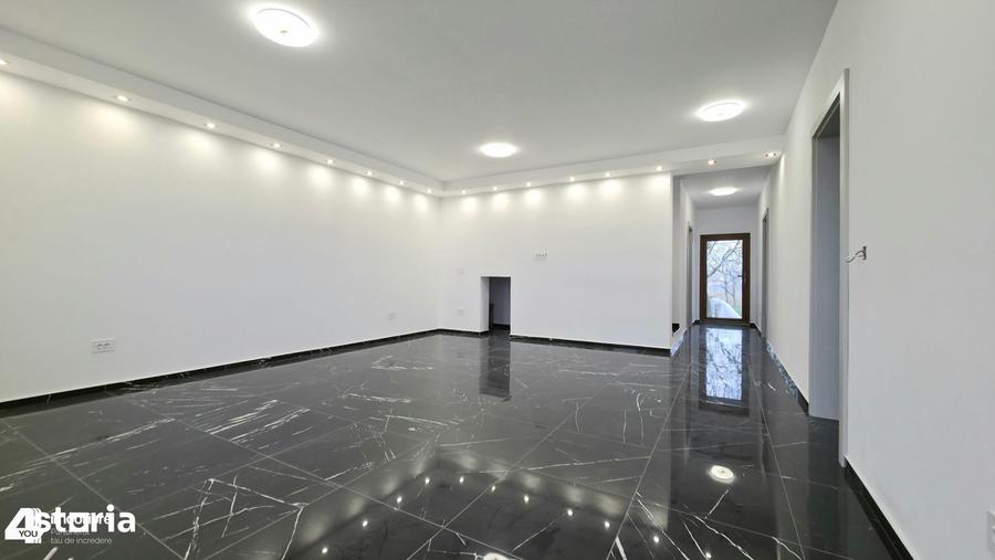 Casă cu 4 camere cu Teren 726 Mp în Fântânele