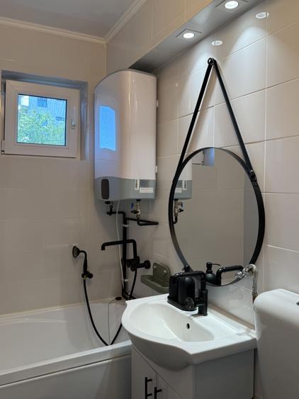 Apartament cu 2 camere semidecomandat în Boul Roșu
