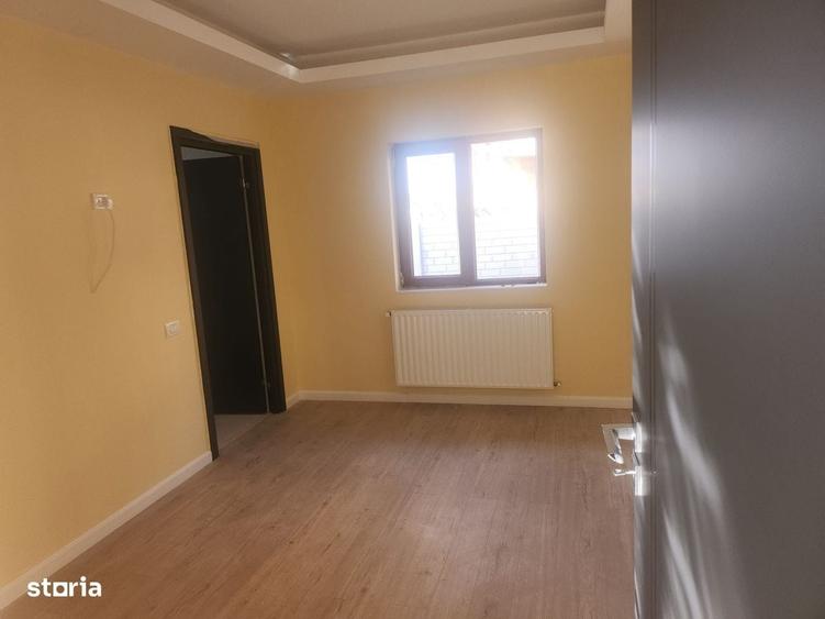 Casă cu 4 camere în Clinceni