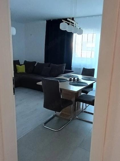 Apartament cu 3 camere decomandat, mobilat în Theodor Pallady
