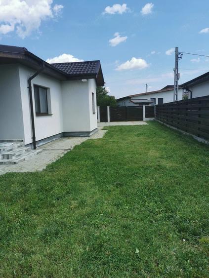 Casă cu 4 camere cu Teren 476 Mp în Dârza