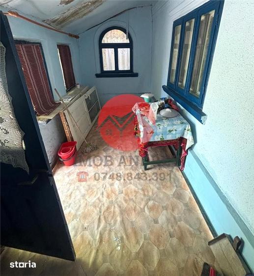 Casă cu 7 camere cu Teren 5000 Mp în Mihail Kogălniceanu