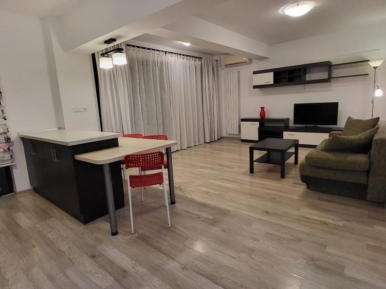 Apartament cu 2 camere decomandat, mobilat în Tudor