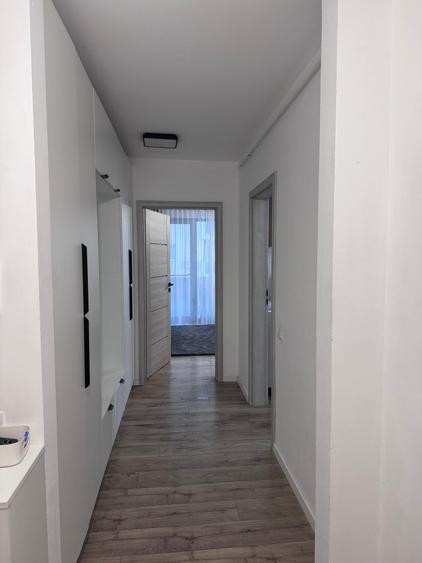 Apartament cu 2 camere decomandat, mobilat în Florești