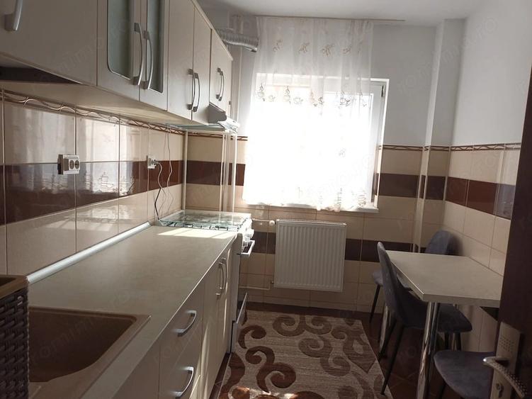 Apartament cu 2 camere decomandat în Lacul Tei