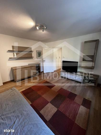 Apartament cu 2 camere, mobilat în 7 Noiembrie