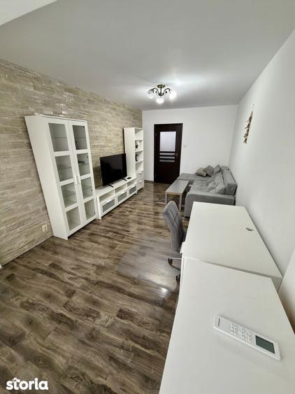 De inchiriat apartament 3 camere zona Tineretului - 1