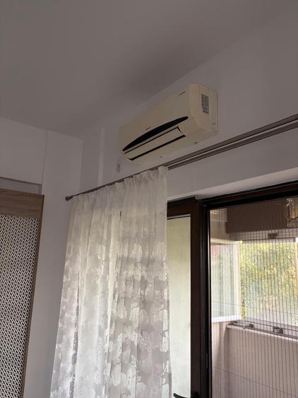 Apartament cu 2 camere decomandat în Popești-Leordeni