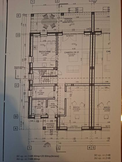 Casă cu 4 camere în Dumbrăvița