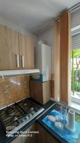 Casă cu 3 camere cu Teren 335 Mp în Central