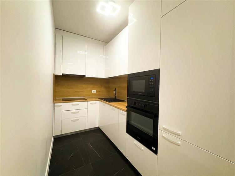 Apartament cu 2 camere decomandat, mobilat în Floreasca