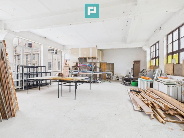 Spațiu industrial, de 270 mp, în Periam