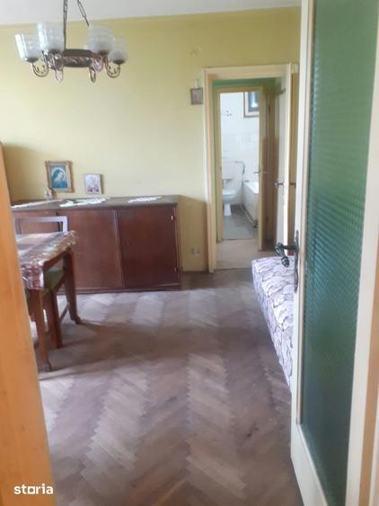 Apartament cu 2 camere semidecomandat în Vatra Luminoasă