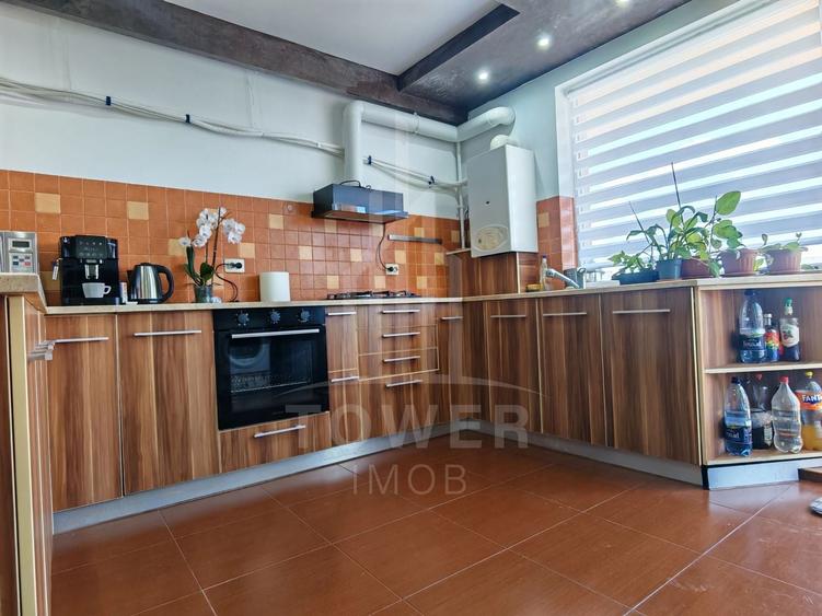 Apartament cu 3 camere decomandat în Hipodrom 2