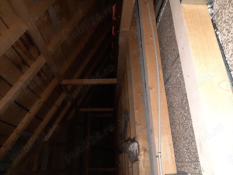 Casă cu 4 camere cu Teren 300 Mp în Căpățânești
