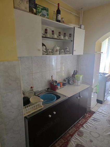 Garsonieră decomandată în Central