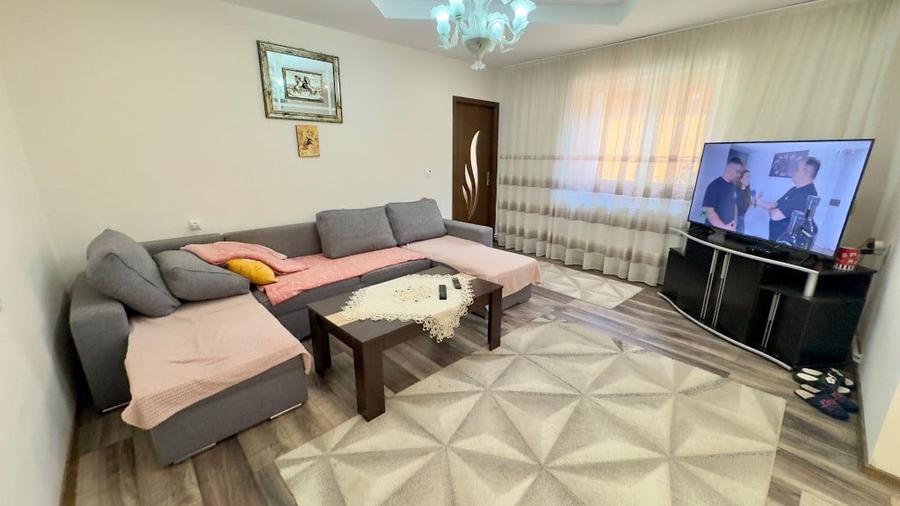 Casă cu 3 camere cu Teren 800 Mp în Central