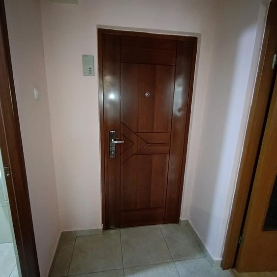 Garsonieră decomandată în Țerova