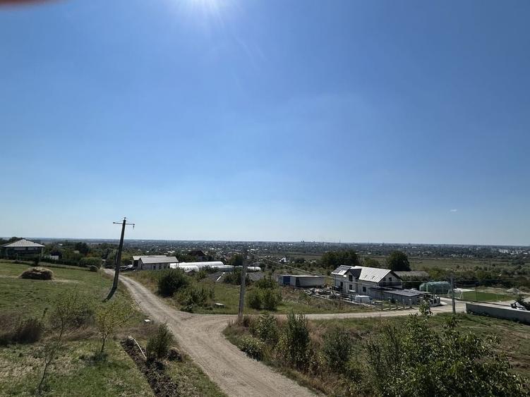 Casă cu 4 camere în Valea