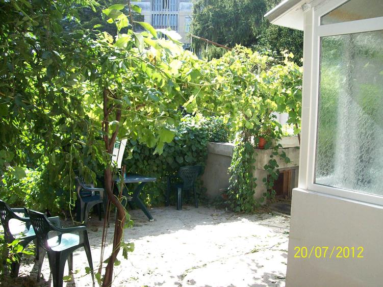Casă cu 2 camere cu Teren 150 Mp în Ultracentral