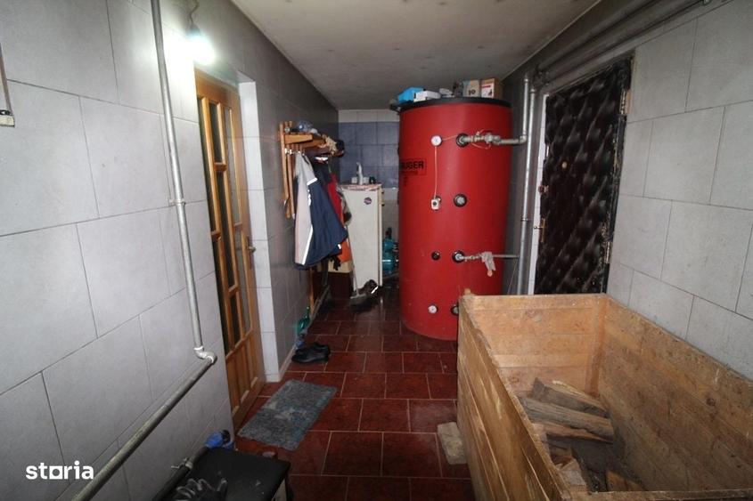 Casă cu 3 camere în Toplița