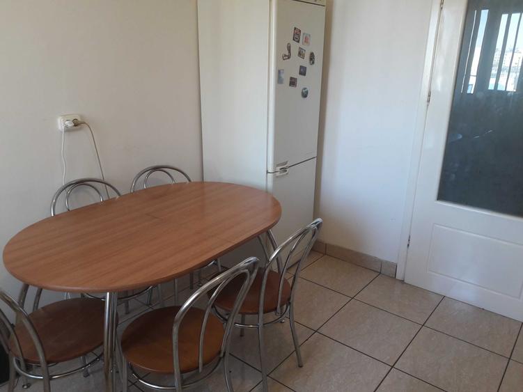 Apartament cu 2 camere decomandat în Sebastian