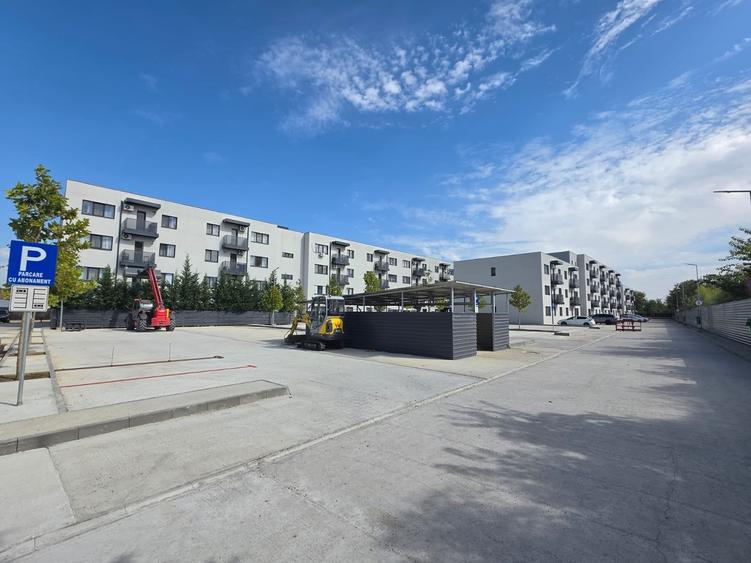 Apartament cu 2 camere semidecomandat în 1 Decembrie
