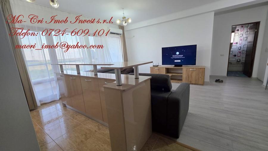 Apartament cu 3 camere semidecomandat în Central