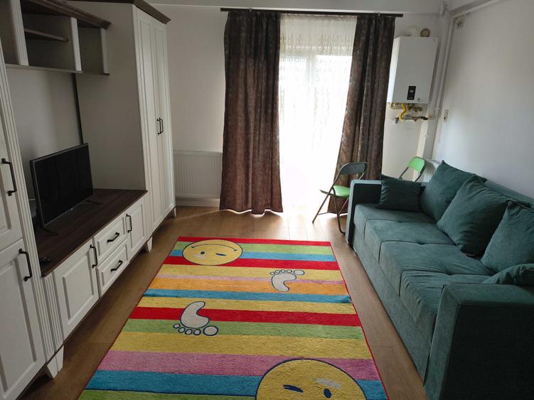 Apartament cu 2 camere decomandat în Cetate