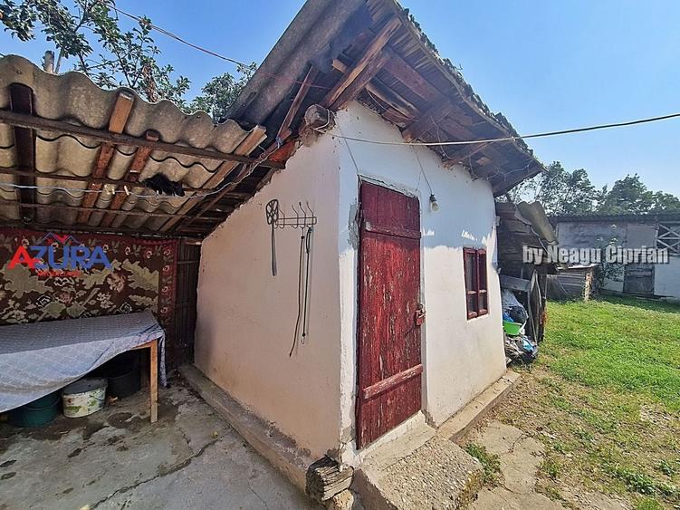 Casă individuală cu 3 camere cu Canalizare în Recea
