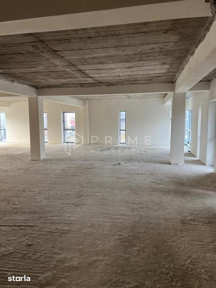 Spațiu comercial, de 180 mp, în Central