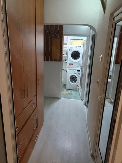 Apartament cu 3 camere decomandat în Noua