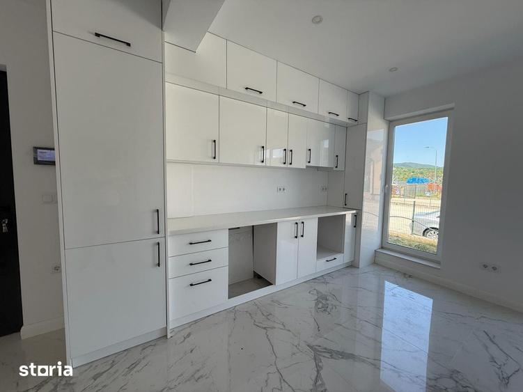 Apartament cu 3 camere în Valea Borcutului