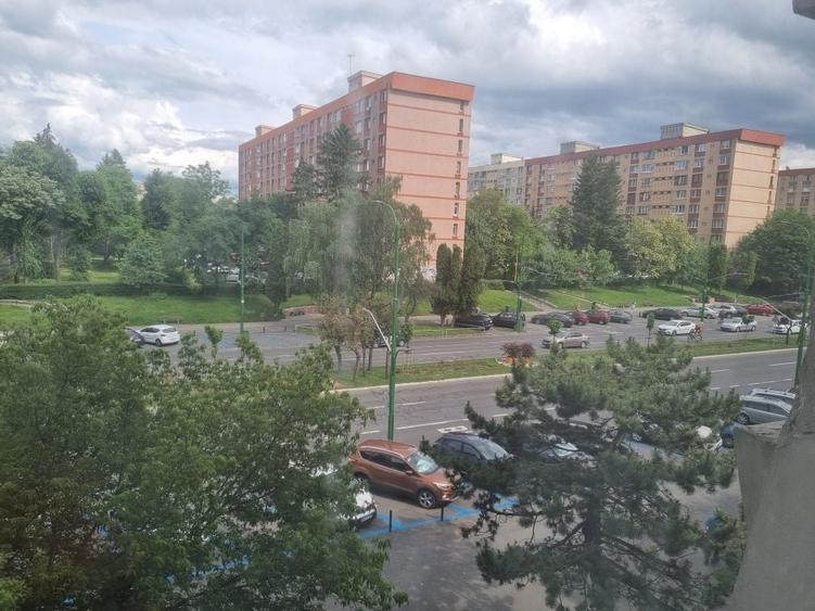 Apartament cu 2 camere semidecomandat în Ultracentral