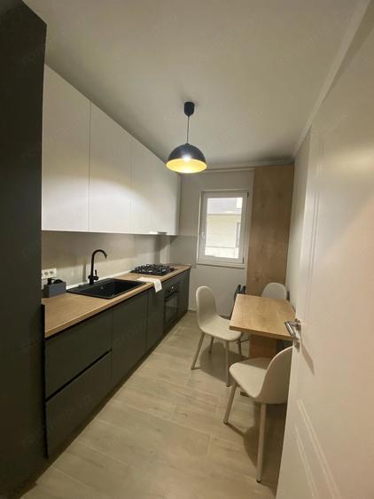 Apartament cu 2 camere decomandat în Giroc