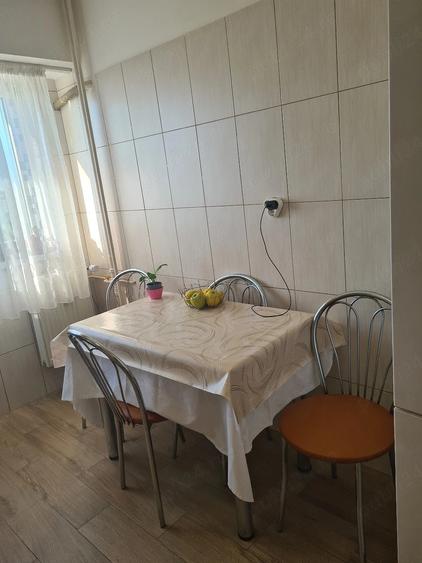Apartament cu 2 camere semidecomandat în Alexandriei