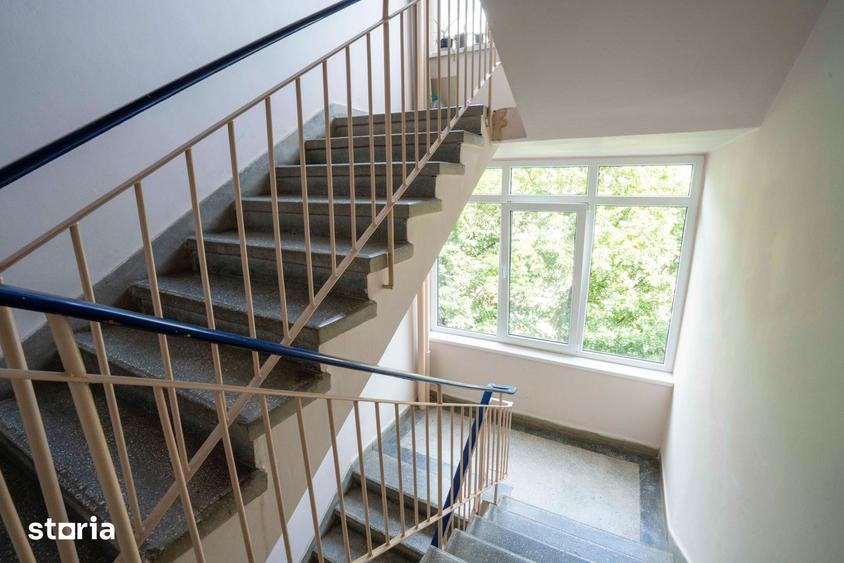 Apartament cu 3 camere în Decebal