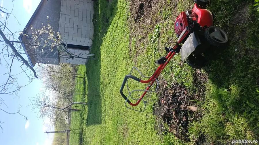 Casă cu 4 camere în Călacea