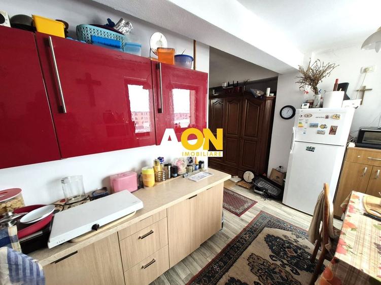 Apartament cu 2 camere decomandat în Micești