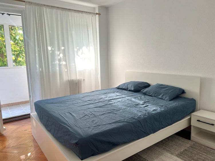 Apartament cu 2 camere semidecomandat, mobilat în Iancului