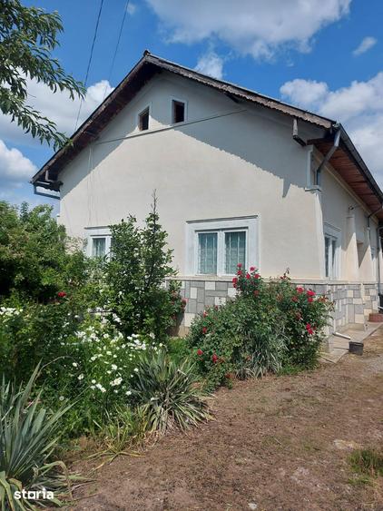 Casă cu 3 camere cu Teren 700 Mp în Voinești