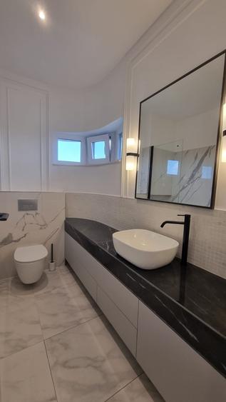 Apartament cu 3 camere decomandat, mobilat în Tineretului